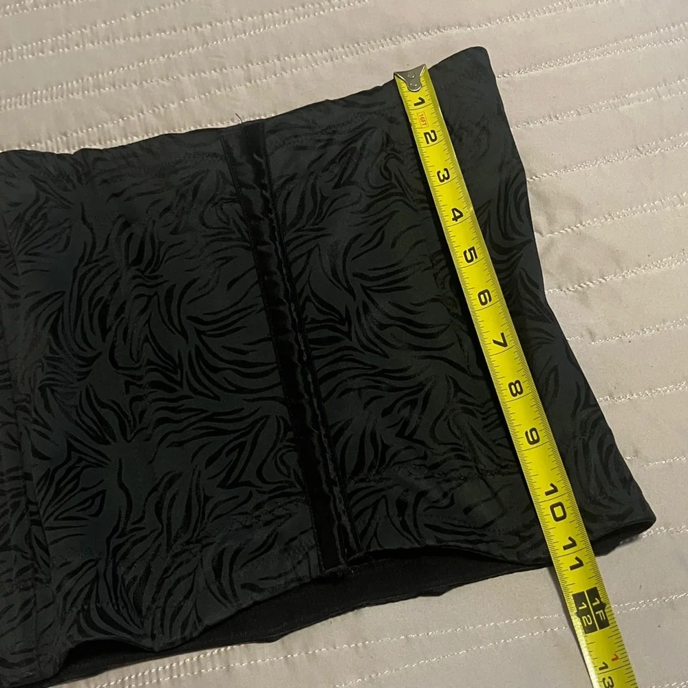 Maidenform Waist Control Cincher Size Medium - Picture 7 of 7